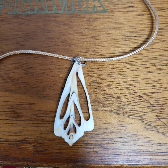 Vintage Natural Sea Shell Slice Necklace Pendant - Picture 11 of 14